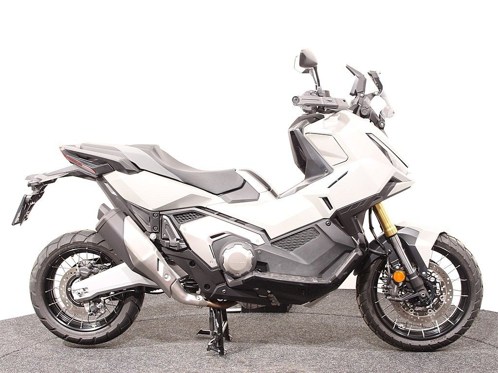  X-ADV 750