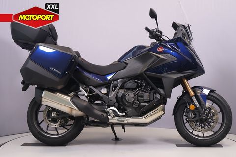  NT 1100 DCT