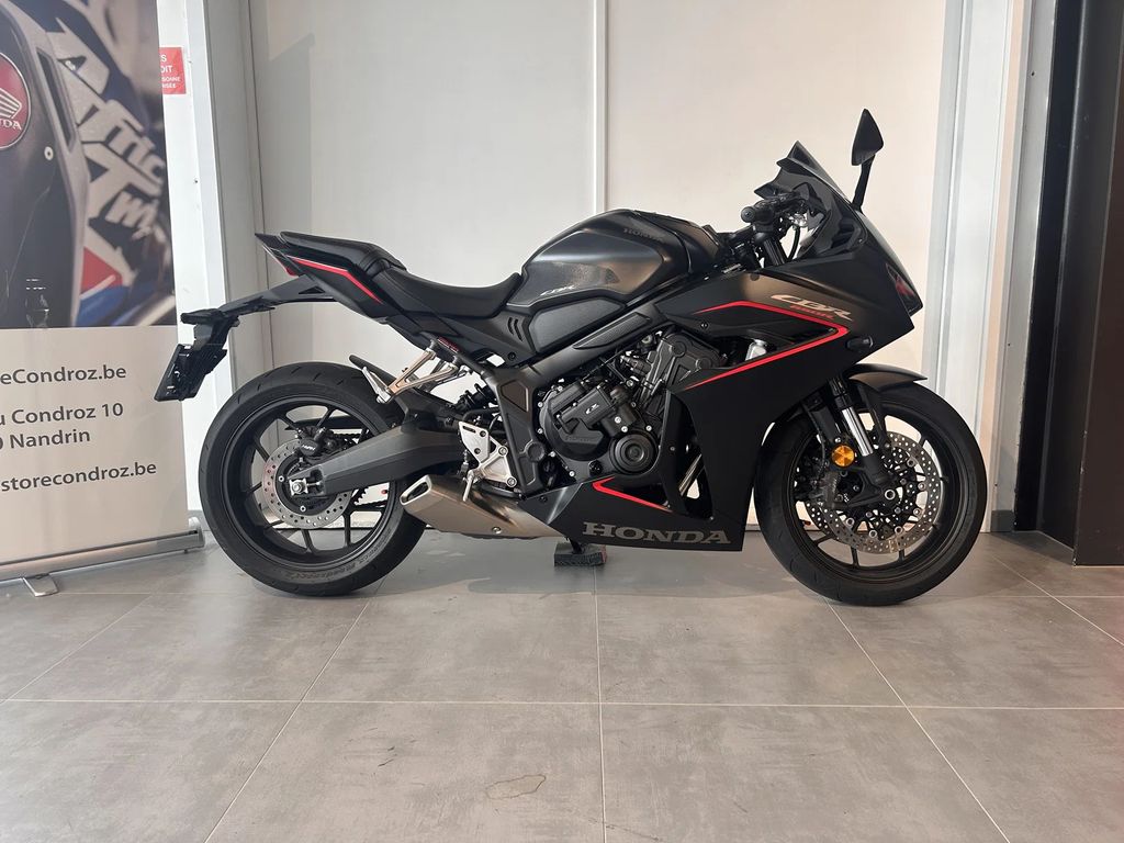  CBR650R E-Clutch