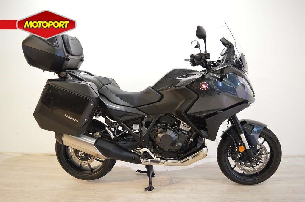  NT 1100