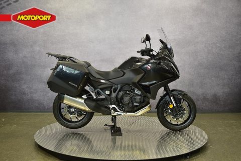  NT 1100 DCT