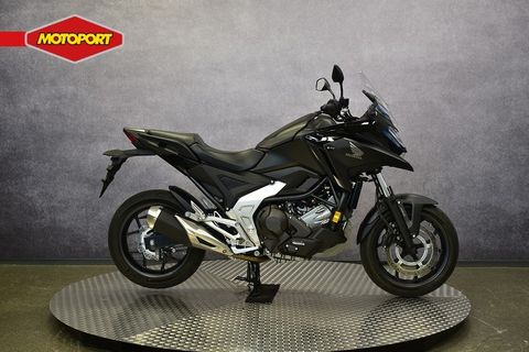  NC 750 X DCT