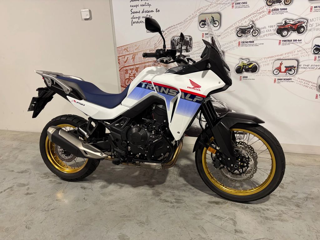  XL 750 Transalp in nieuwstaat