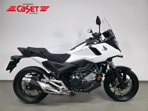  NC 750 XA
