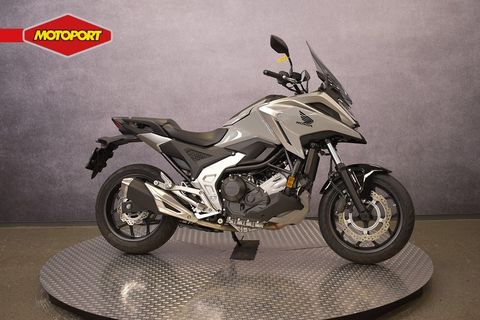  NC 750 X