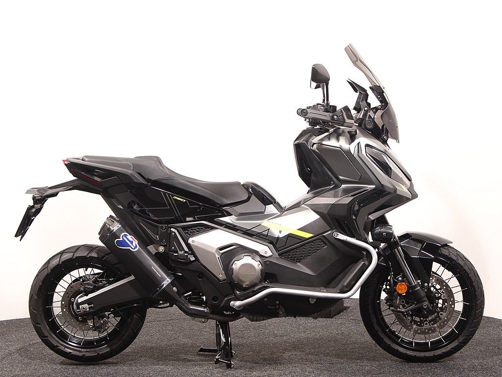  X-ADV 750