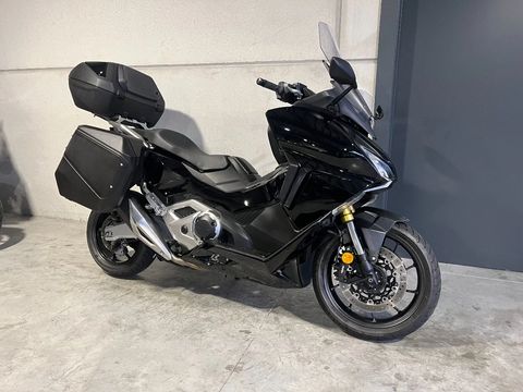  Forza 750 met extra's in magnifieke staat