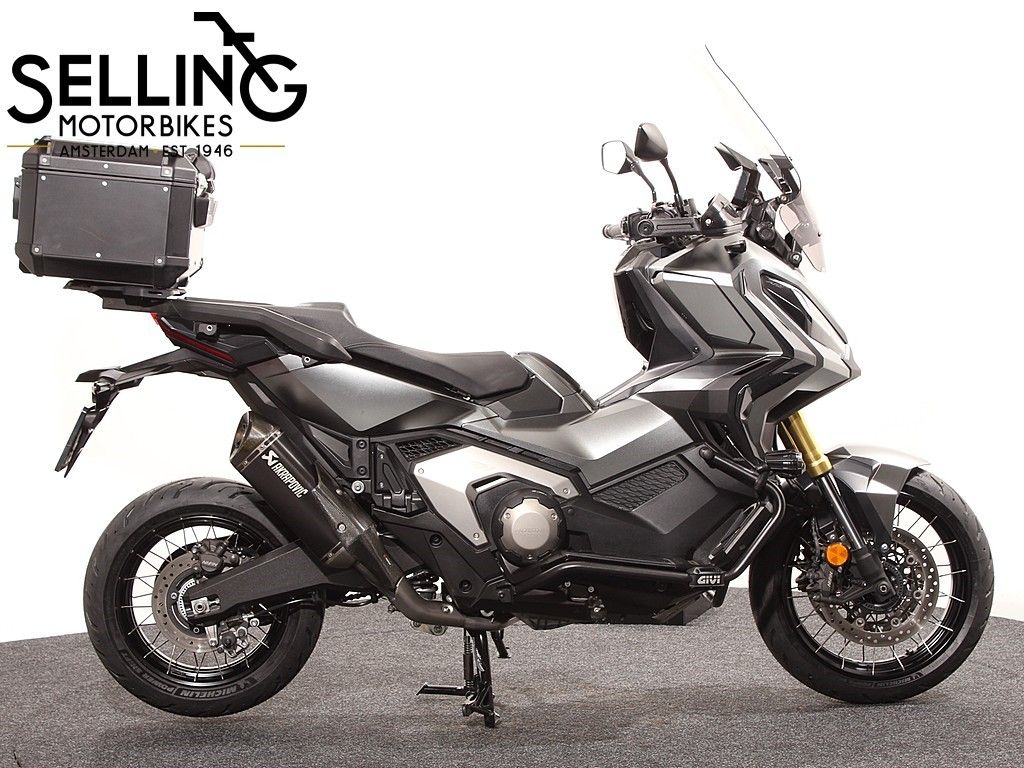  X-ADV 750 NHC64 Matte Iridium Grey Metallic