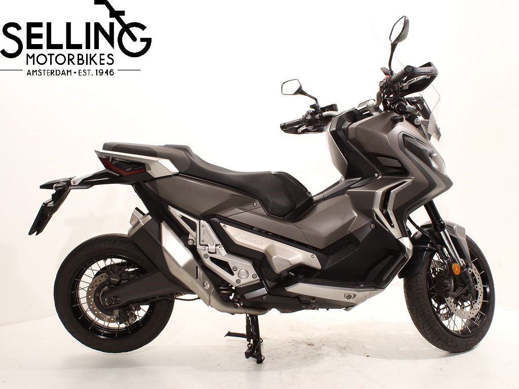  X-ADV 750