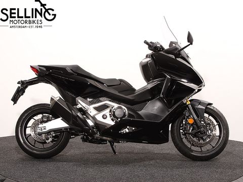 NSS 750 Forza