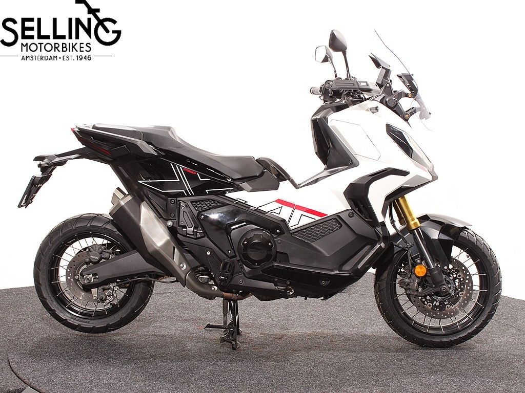  X-ADV 750 NH138 Shasta White