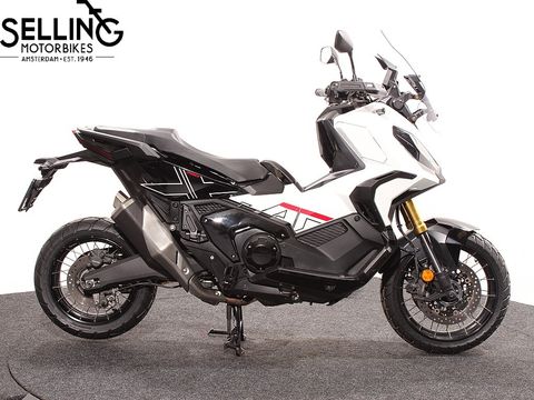  X-ADV 750 NH138 Shasta White