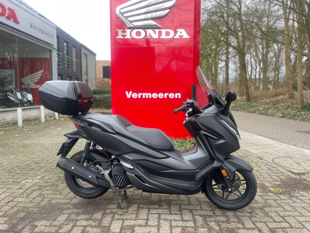  NSS125 Forza