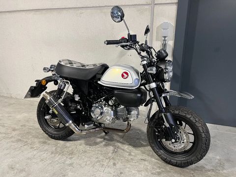  Monkey 125 toffe minibike met sportuitlaat