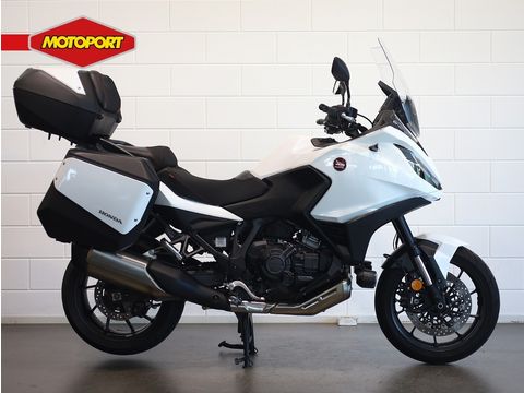  NT 1100 DCT