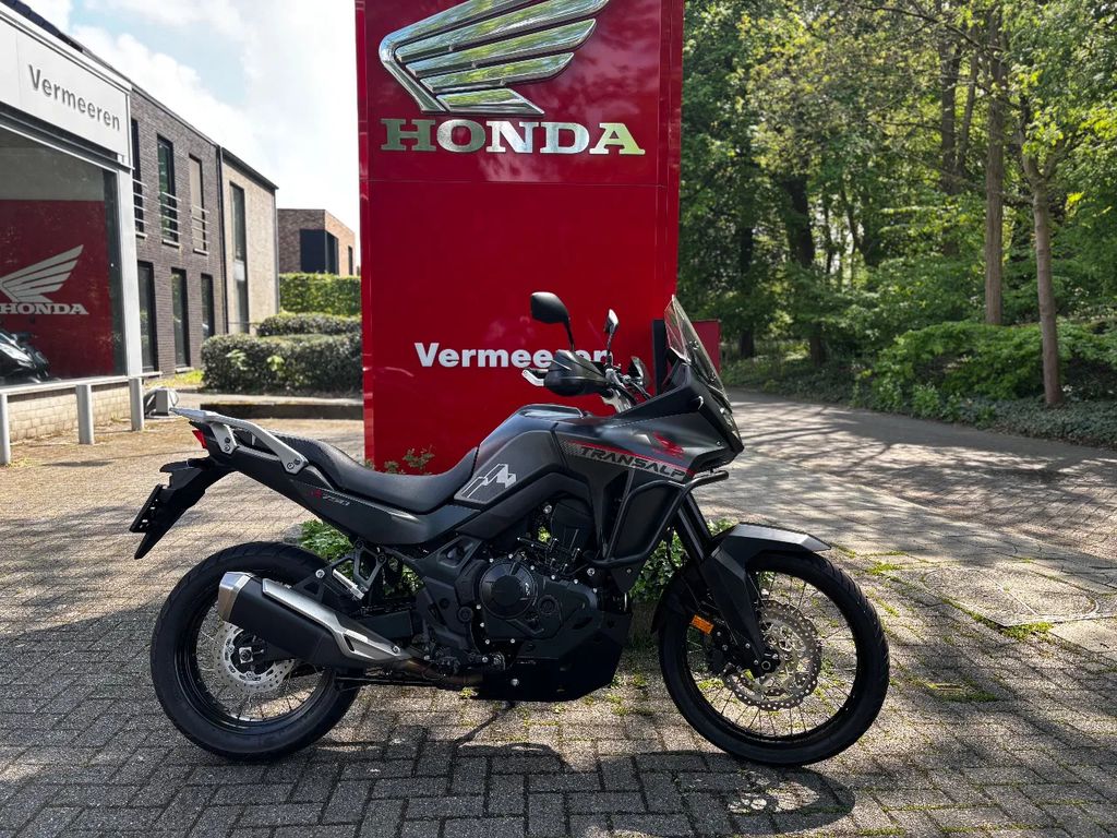  XL750 Transalp