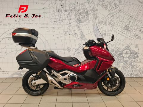  NSS 750 Forza