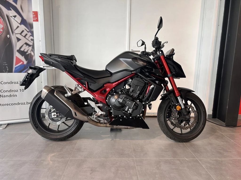  Hornet CB750 E-Clutch
