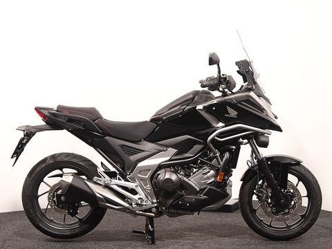  NC 750 X DCT