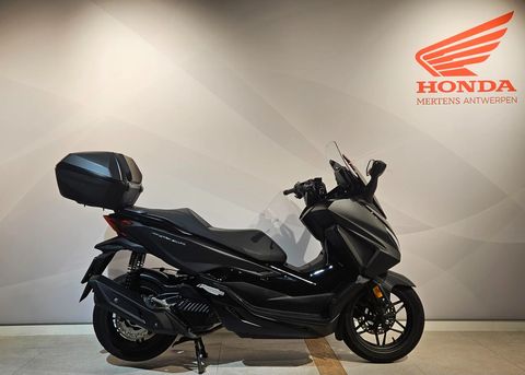  Forza 125
