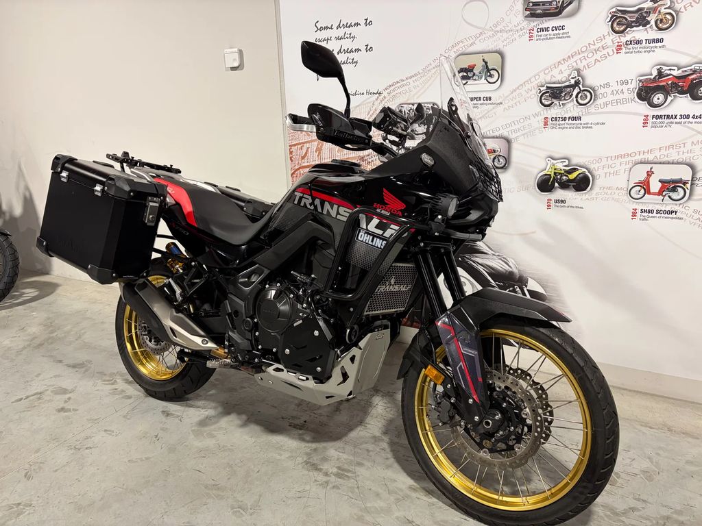  XL750 Transalp bomvol opties
